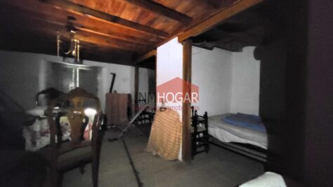 CASA PARA REFORMAR EN MUÑANA