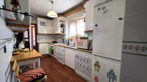 CASA SINGULAR UNIFAMILIAR CON DOS VIVIENDAS EN CENTRO/ESTACIÓN (ÁVILA) 05001 90
