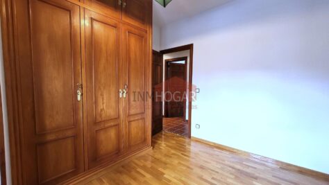CASA SINGULAR UNIFAMILIAR CON DOS VIVIENDAS EN CENTRO/ESTACIÓN (ÁVILA) 05001 84