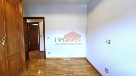 CASA SINGULAR UNIFAMILIAR CON DOS VIVIENDAS EN CENTRO/ESTACIÓN (ÁVILA) 05001 83
