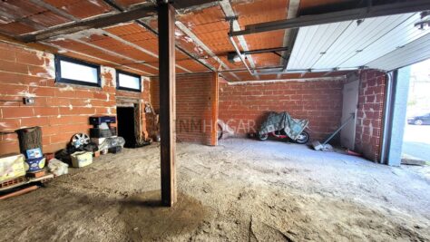 CASA SINGULAR UNIFAMILIAR CON DOS VIVIENDAS EN CENTRO/ESTACIÓN (ÁVILA) 05001 59