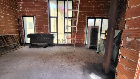 CASA SINGULAR UNIFAMILIAR CON DOS VIVIENDAS EN CENTRO/ESTACIÓN (ÁVILA) 05001 52