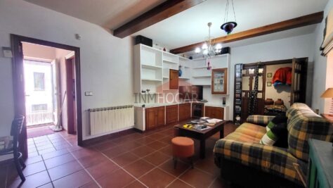 CASA SINGULAR UNIFAMILIAR CON DOS VIVIENDAS EN CENTRO/ESTACIÓN (ÁVILA) 05001 95