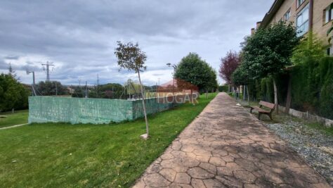 DUPLEX EN HERVENCIAS