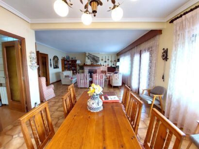 INMHOGAR VENDE ESPECTACULAR CHALET EN ÁVILA