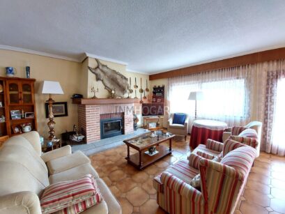 INMHOGAR VENDE ESPECTACULAR CHALET EN ÁVILA