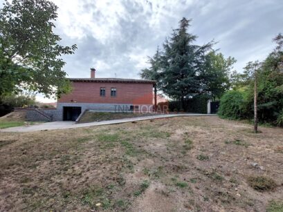 INMHOGAR VENDE ESPECTACULAR CHALET EN ÁVILA
