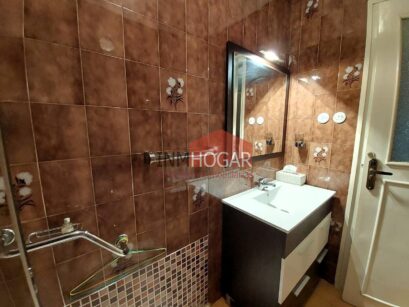 VIVIENDA EN EL CASCO HISTÓRICO DE ÁVILA 05001 84