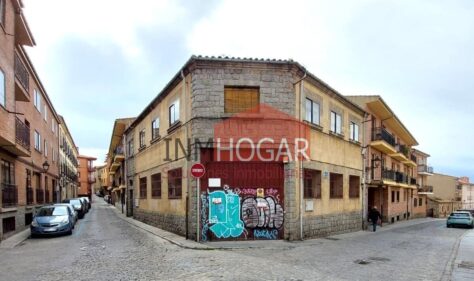 VIVIENDA EN EL CASCO HISTÓRICO DE ÁVILA 05001 100
