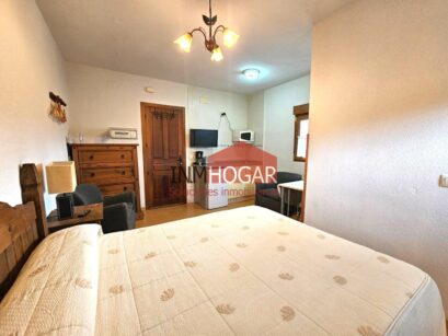 CASA SINGULAR EN AL PANTANO DEL BURGUILLO (EL BARRACO) 05278 69