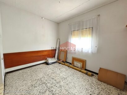 CASA SINGULAR EN AL PANTANO DEL BURGUILLO (EL BARRACO) 05278 48