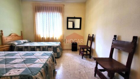 CHALET INDEPENDIENTE EN BURGOHONDO