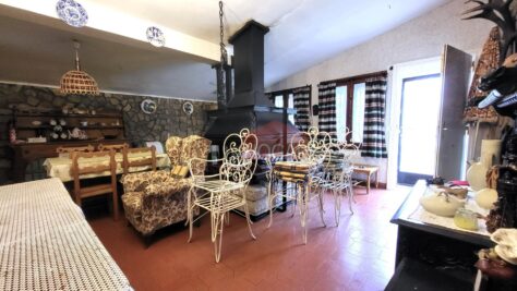 CHALET DE PLANTA ÚNICA EN LA CAÑADA