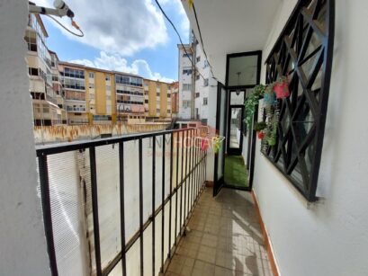VIVIENDA AMPLIA Y BIEN SITUADA EN ÁVILA 83