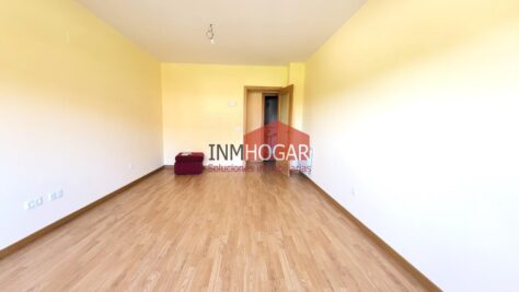 PISO EN HERVENCIAS