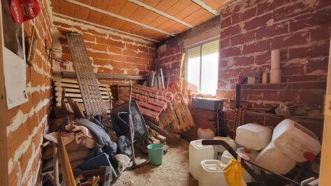 CASA RUSTICA EN ROBLEDILLO 87