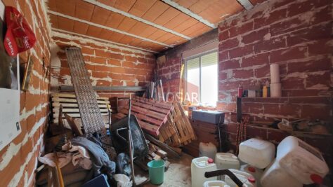 CASA RUSTICA EN ROBLEDILLO 86