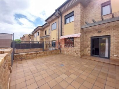 CHALET EN ALQUILER ZONA HERVENCIAS 100